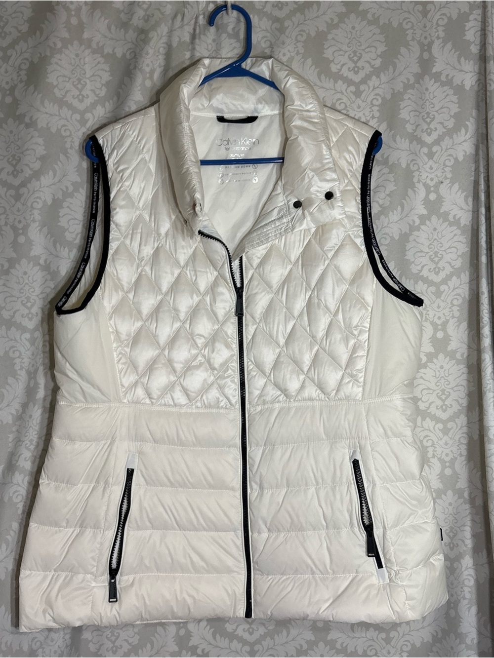 Calvin Klein “Performance” Down Vest XL New without Tags - Picture 6 of 12